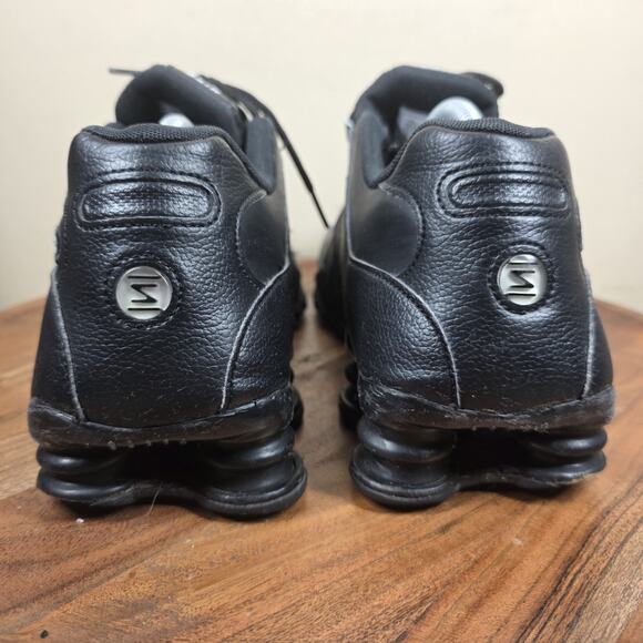 Nike Shox NZ Mens Black And White Size 10.5 Shoes Sneakers 501524-091 - Picture 3 of 10